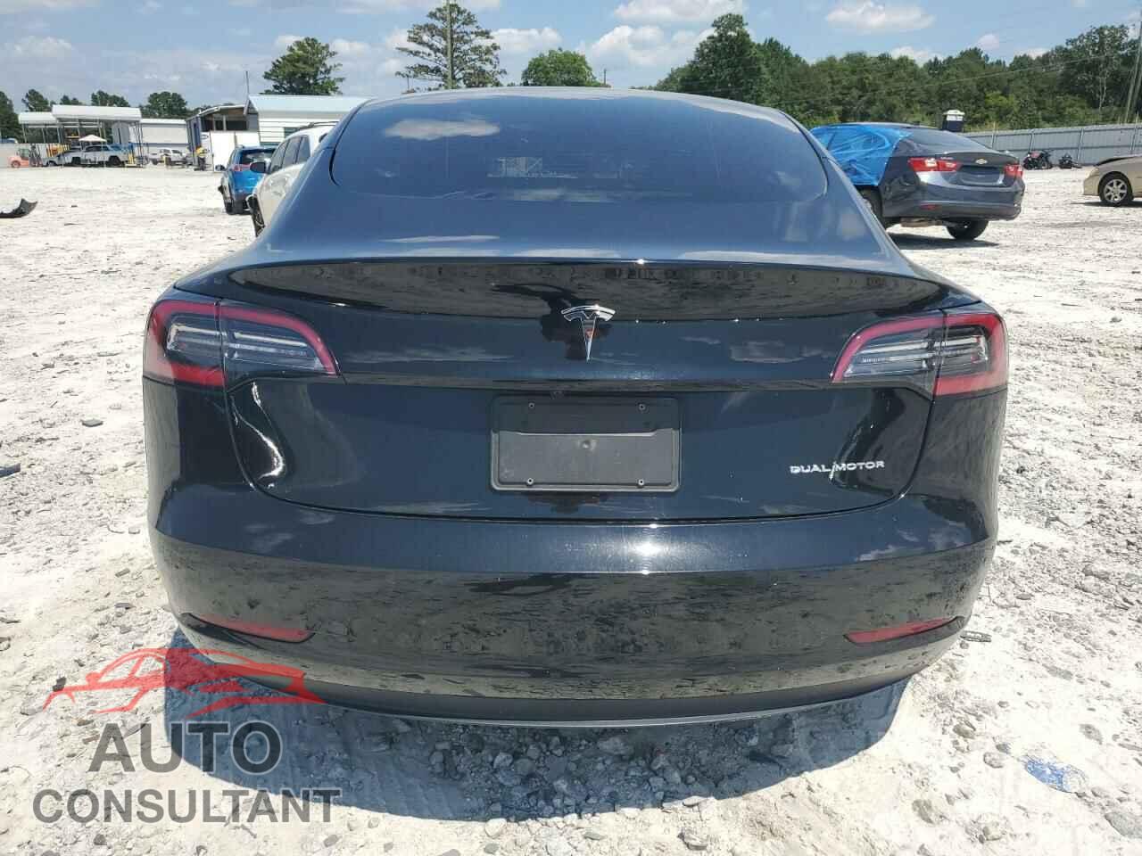 TESLA MODEL 3 2021 - 5YJ3E1EB4MF050664