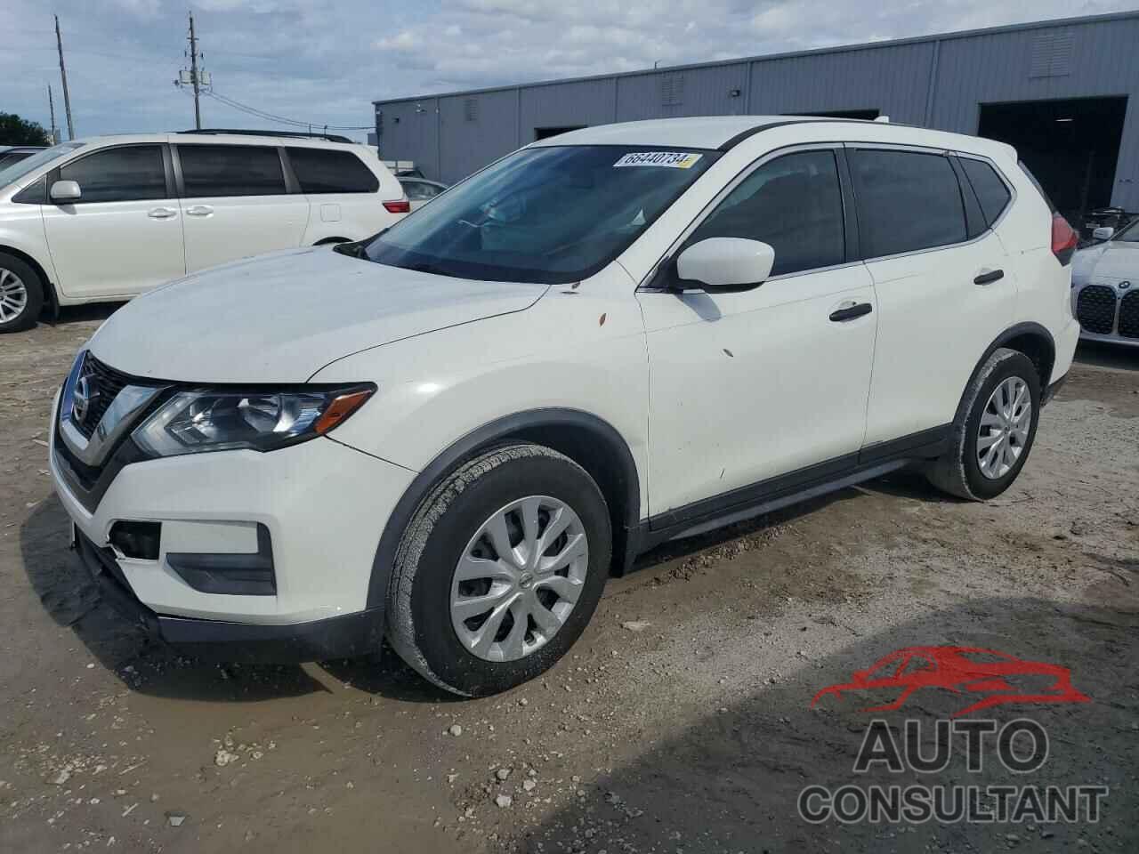 NISSAN ROGUE 2017 - JN8AT2MTXHW131123