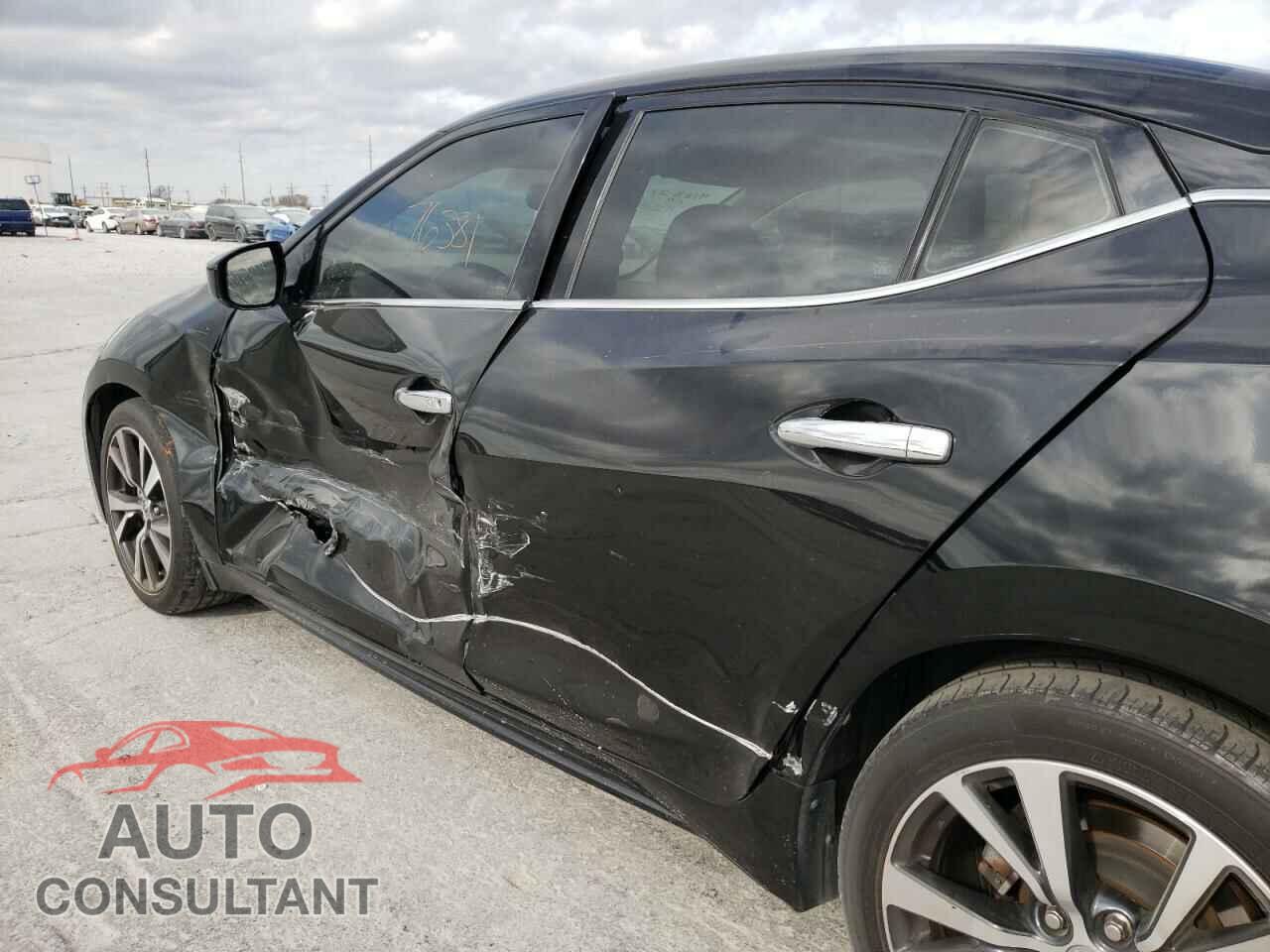 NISSAN MAXIMA 2017 - 1N4AA6AP1HC434055