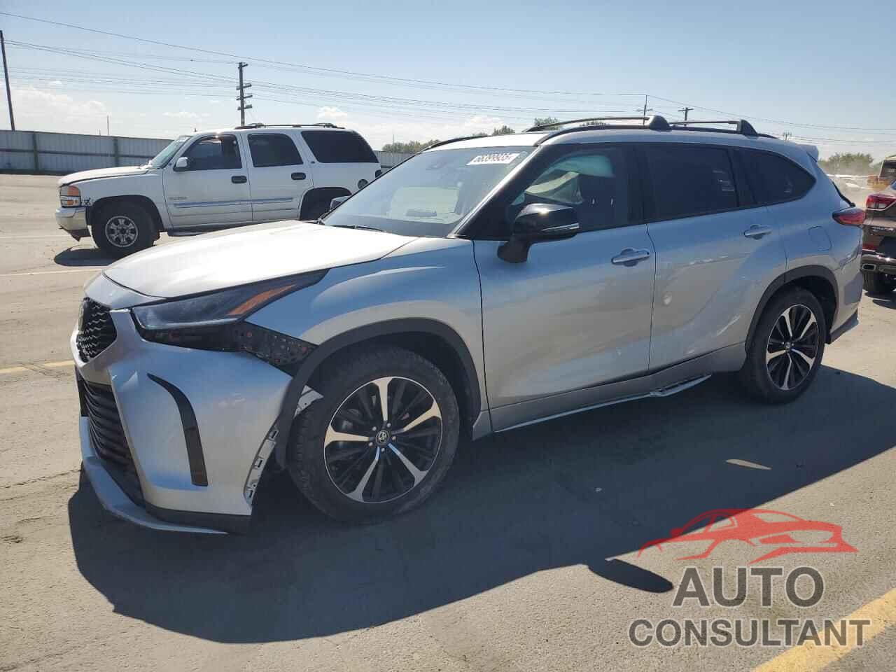 TOYOTA HIGHLANDER 2022 - 5TDJZRBH9NS169844