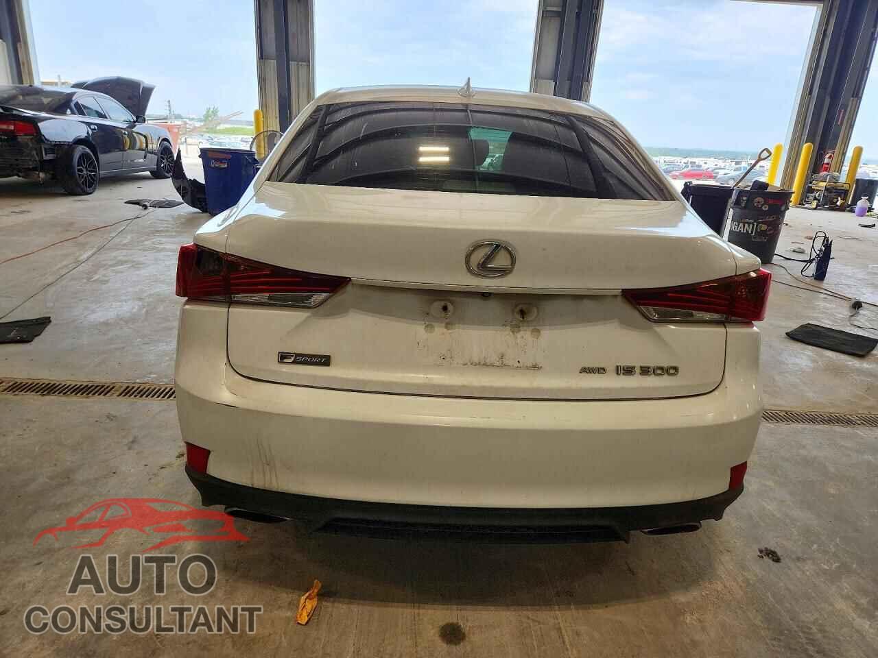 LEXUS IS 2017 - JTHCM1D21H5023285