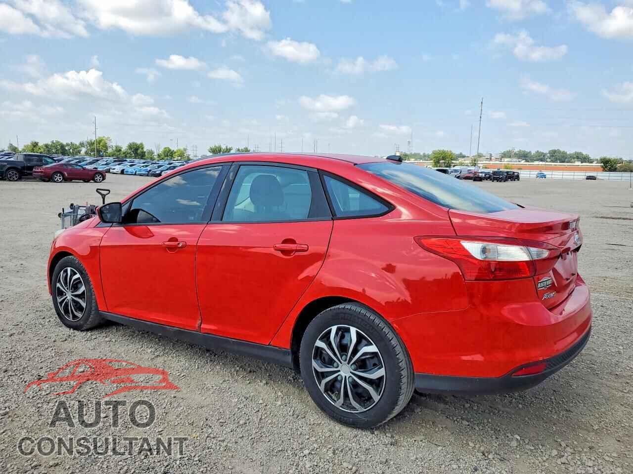FORD FOCUS 2012 - 1FAHP3F20CL225570