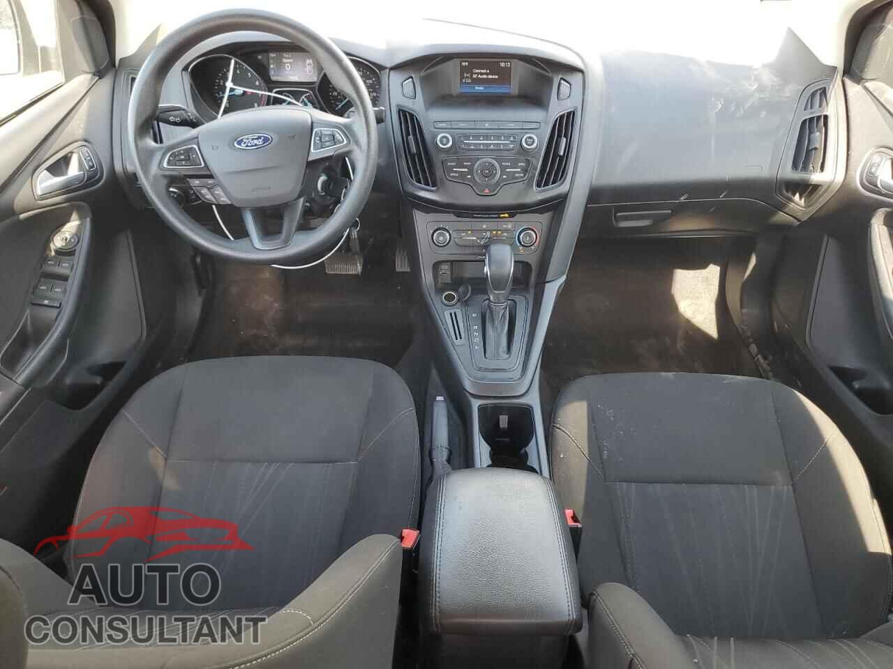 FORD FOCUS 2018 - 1FADP3F23JL266979