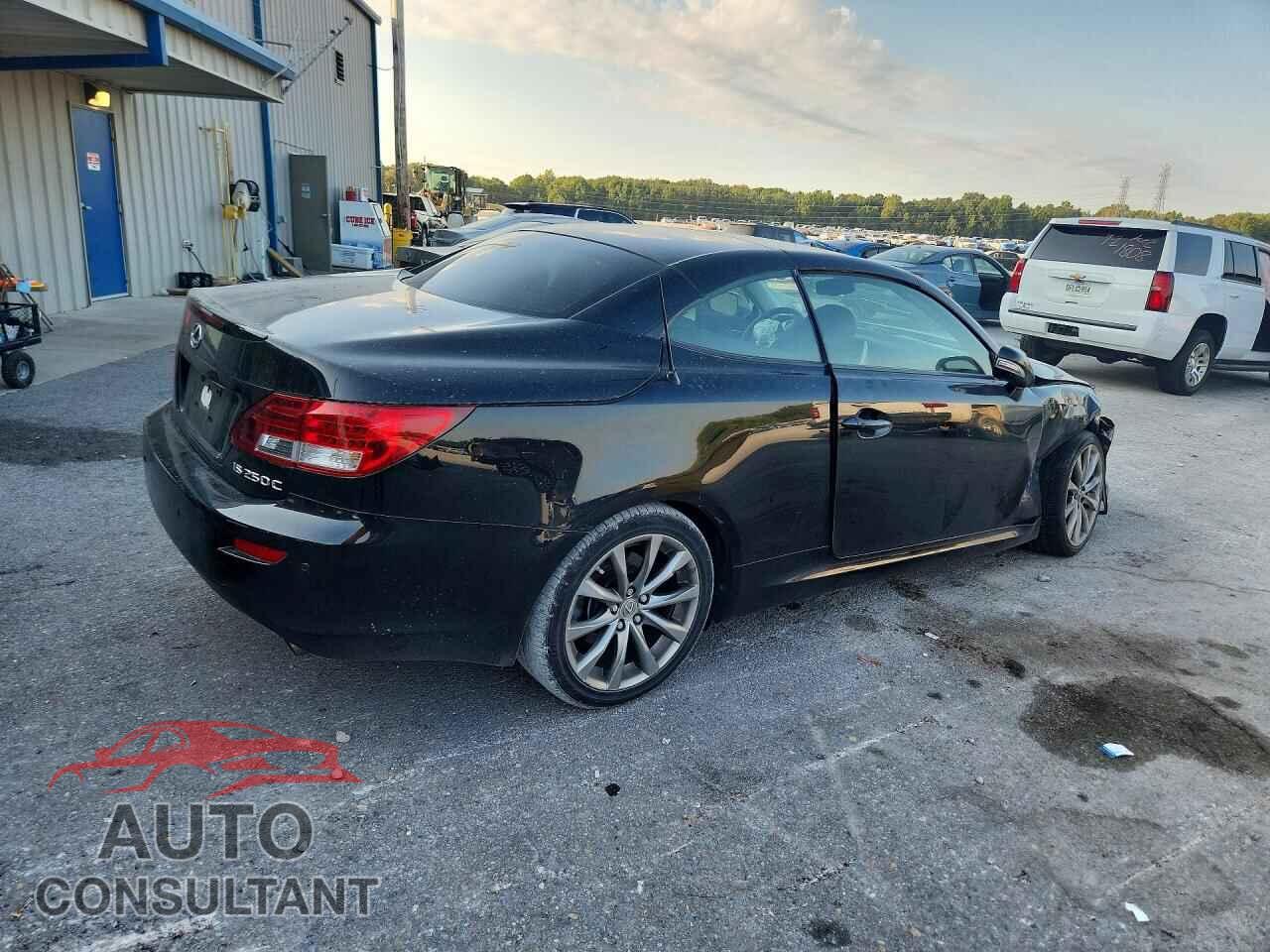 LEXUS IS 2014 - JTHFF2C22E2529896