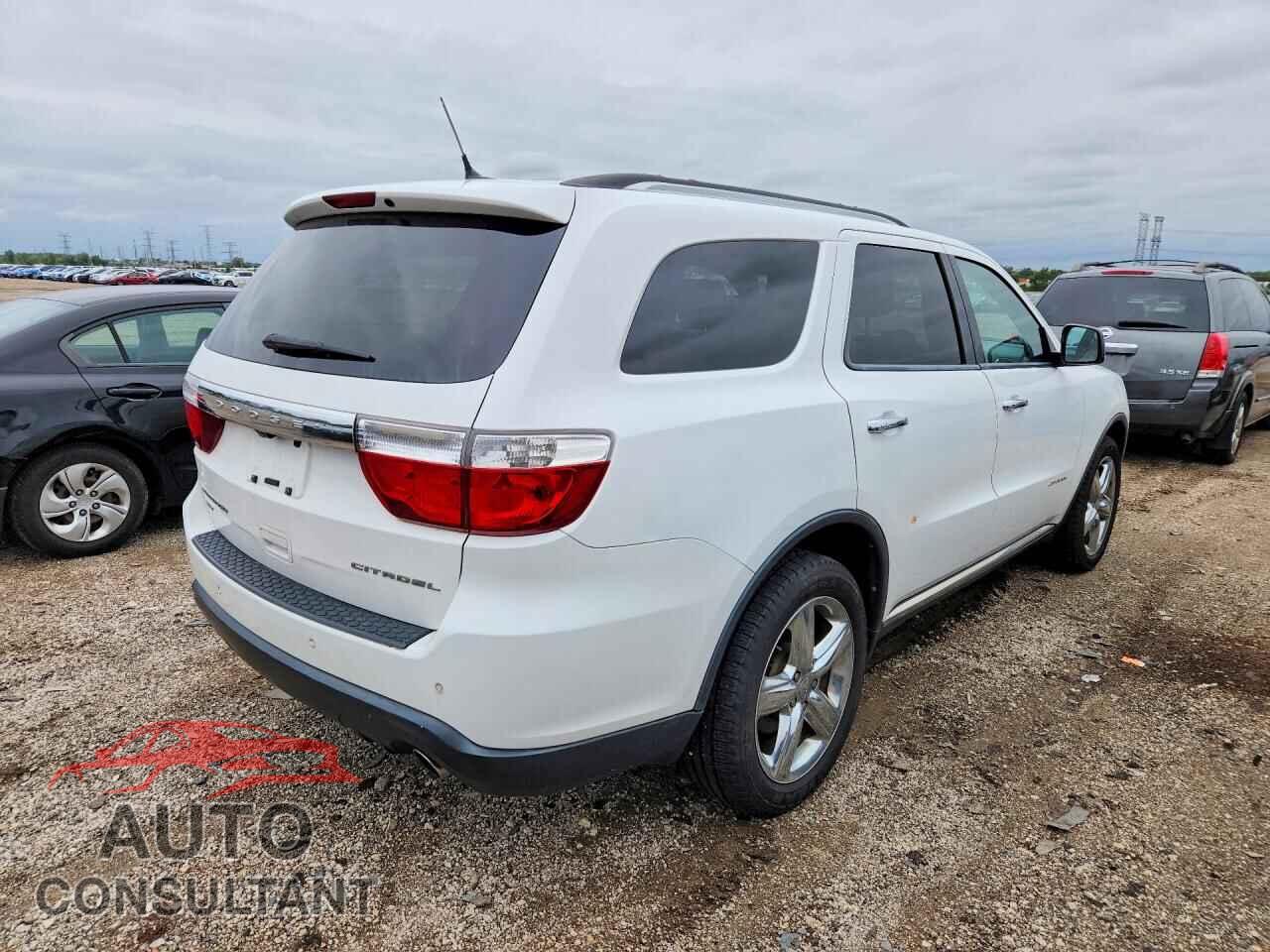 DODGE DURANGO 2013 - 1C4RDJEGXDC584855
