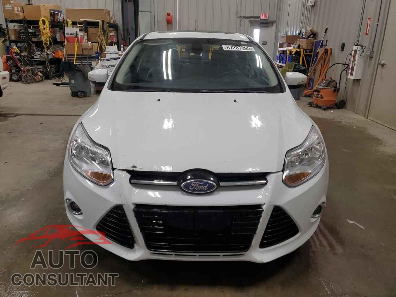 FORD FOCUS 2012 - 1FAHP3M28CL177285