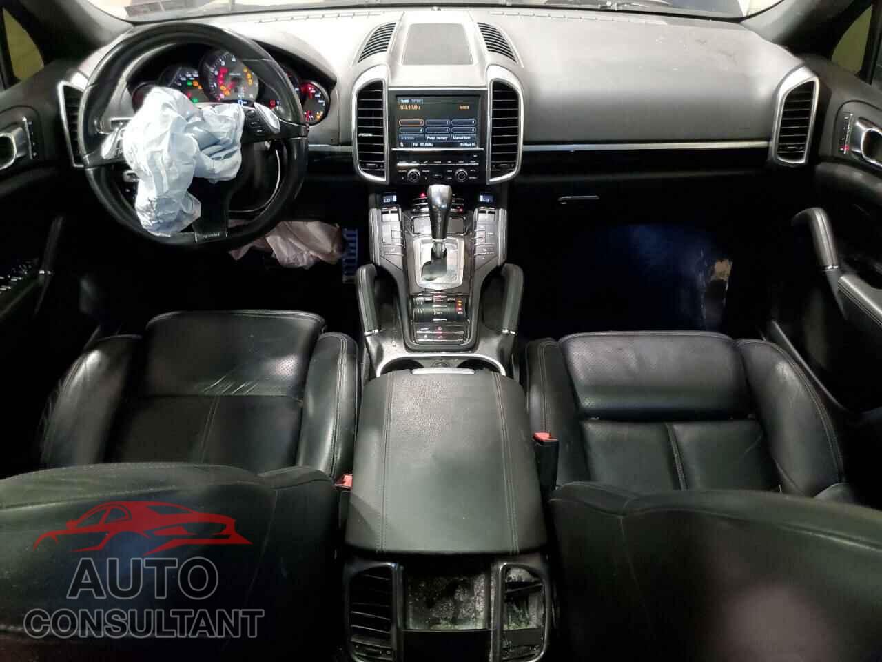 PORSCHE CAYENNE 2011 - WP1AB2A29BLA55556