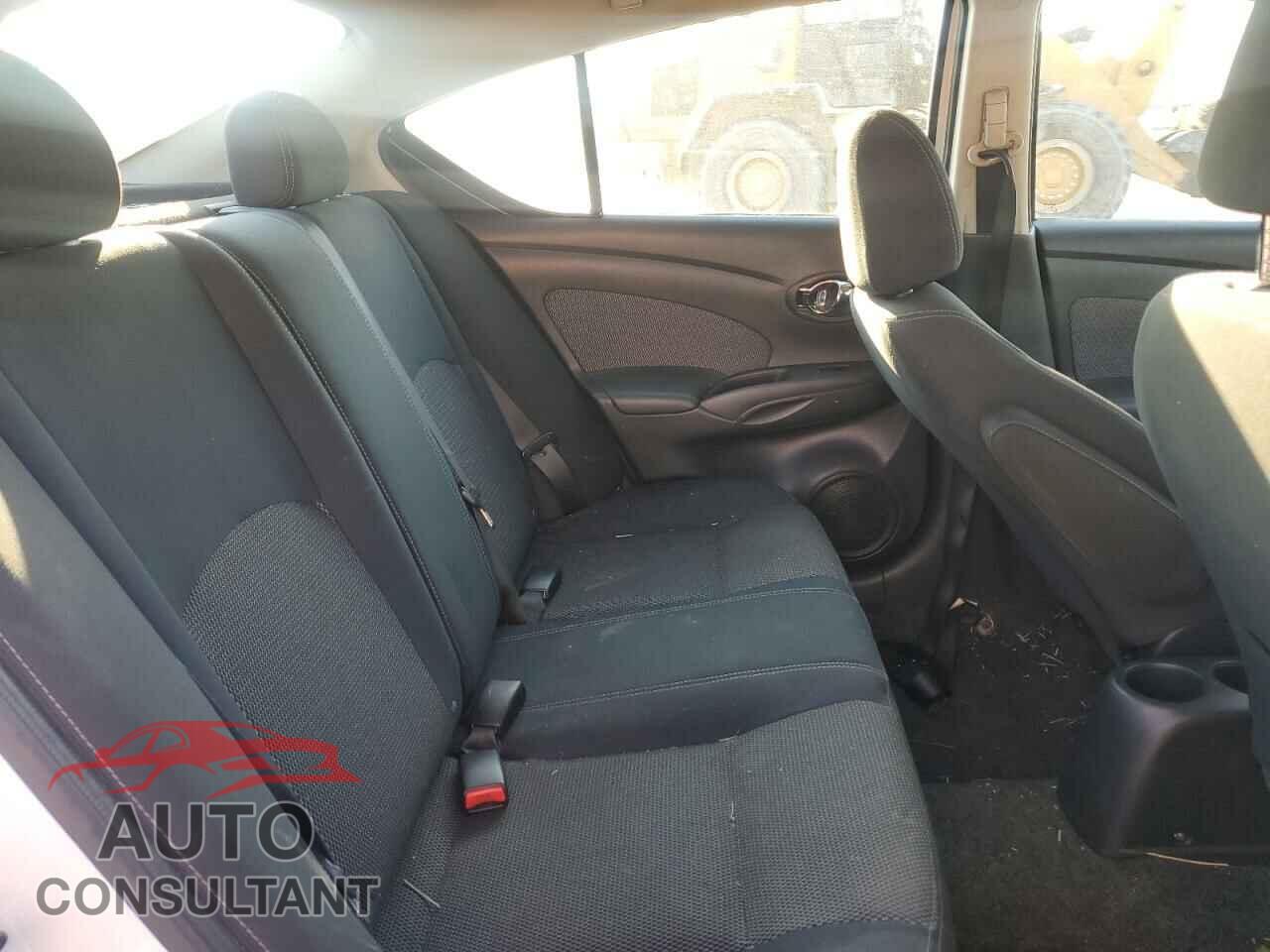 NISSAN VERSA 2016 - 3N1CN7AP8GL842474
