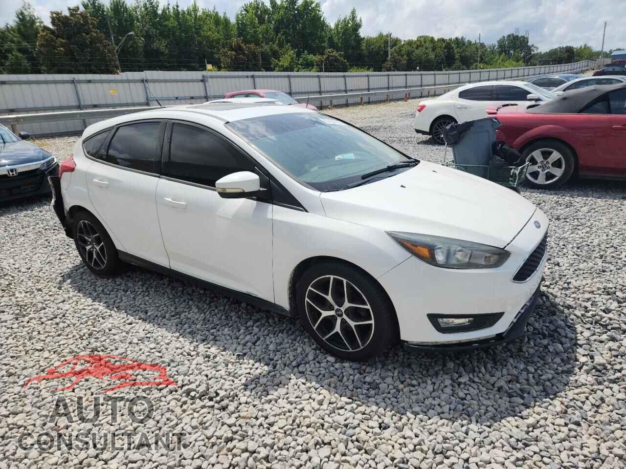 FORD FOCUS 2017 - 1FADP3M23HL241402