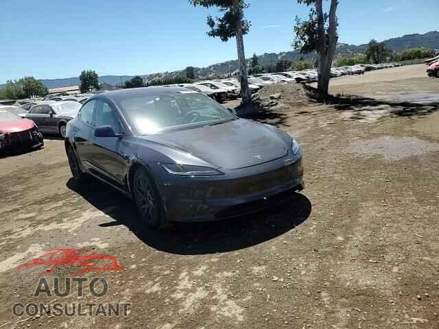 TESLA MODEL 3 2025 - 5YJ3E1EB4SF051973