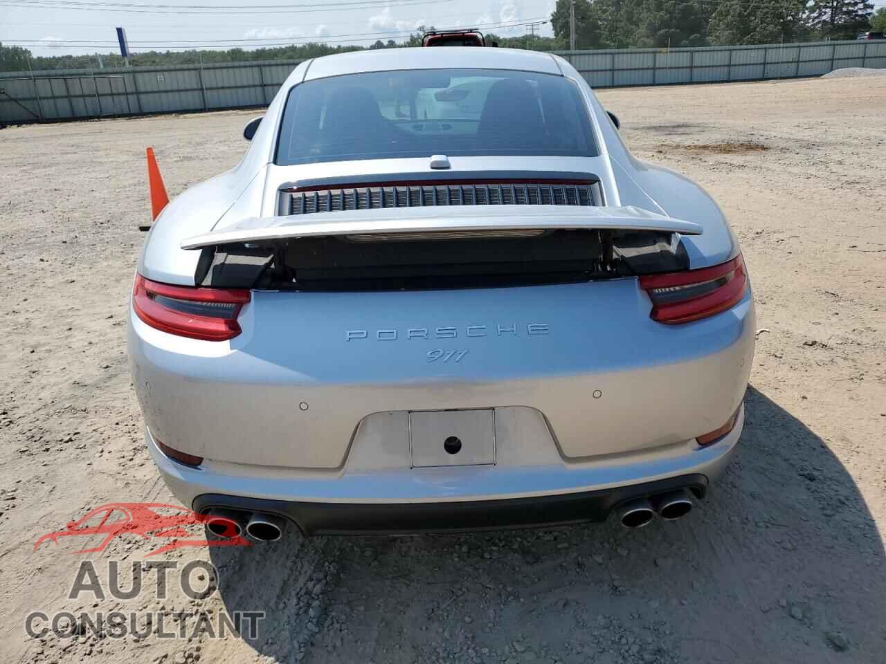 PORSCHE 911 2018 - WP0AB2A90JS123522