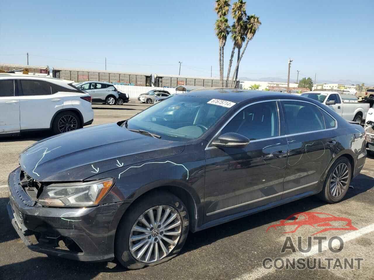 VOLKSWAGEN PASSAT 2017 - 1VWBT7A36HC053410