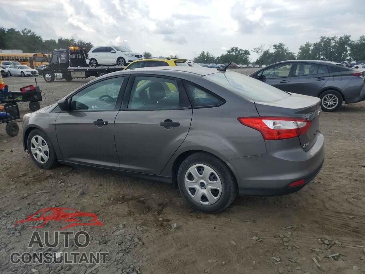 FORD FOCUS 2012 - 1FAHP3E27CL216513