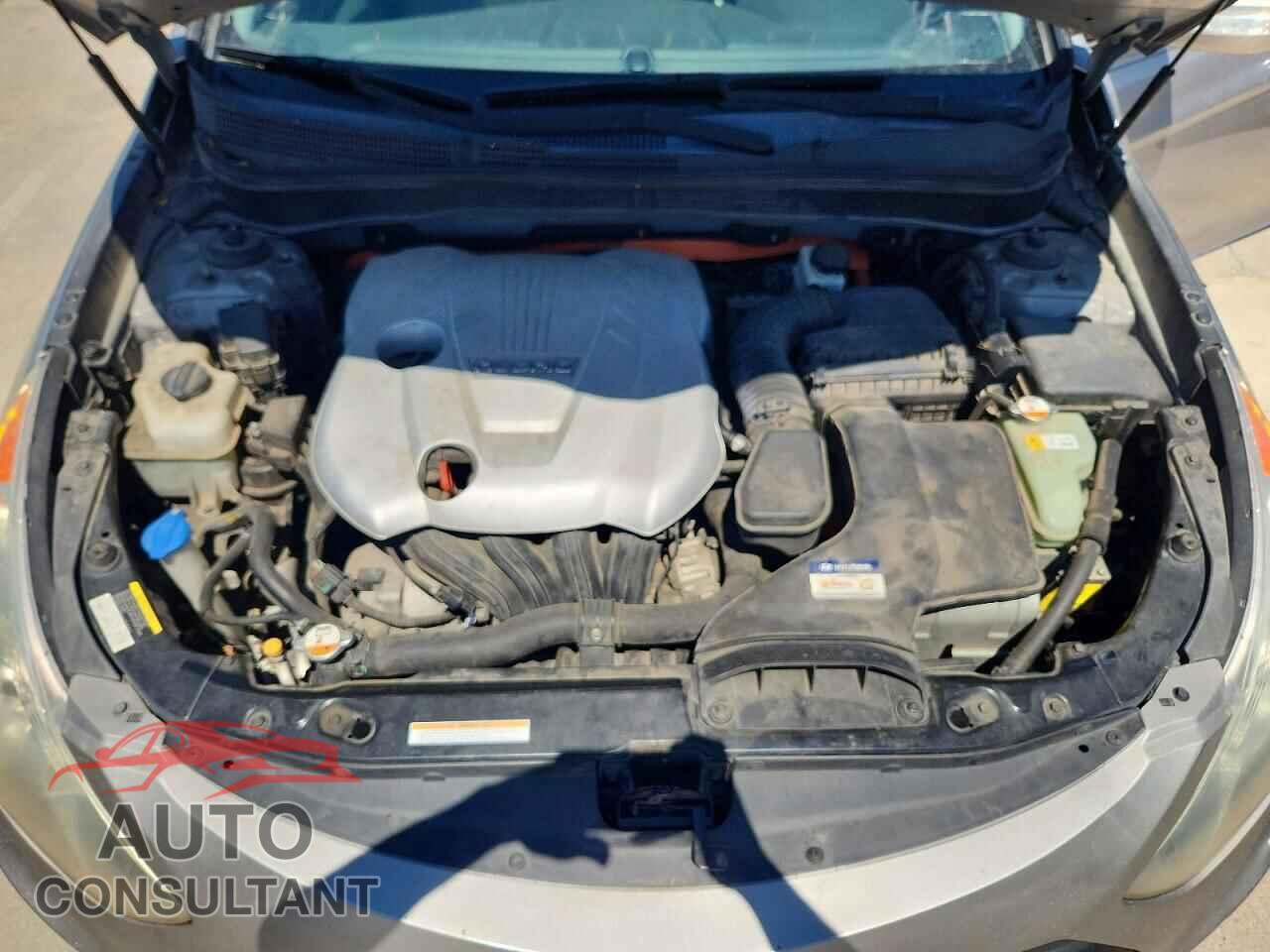 HYUNDAI SONATA 2012 - KMHEC4A46CA061398