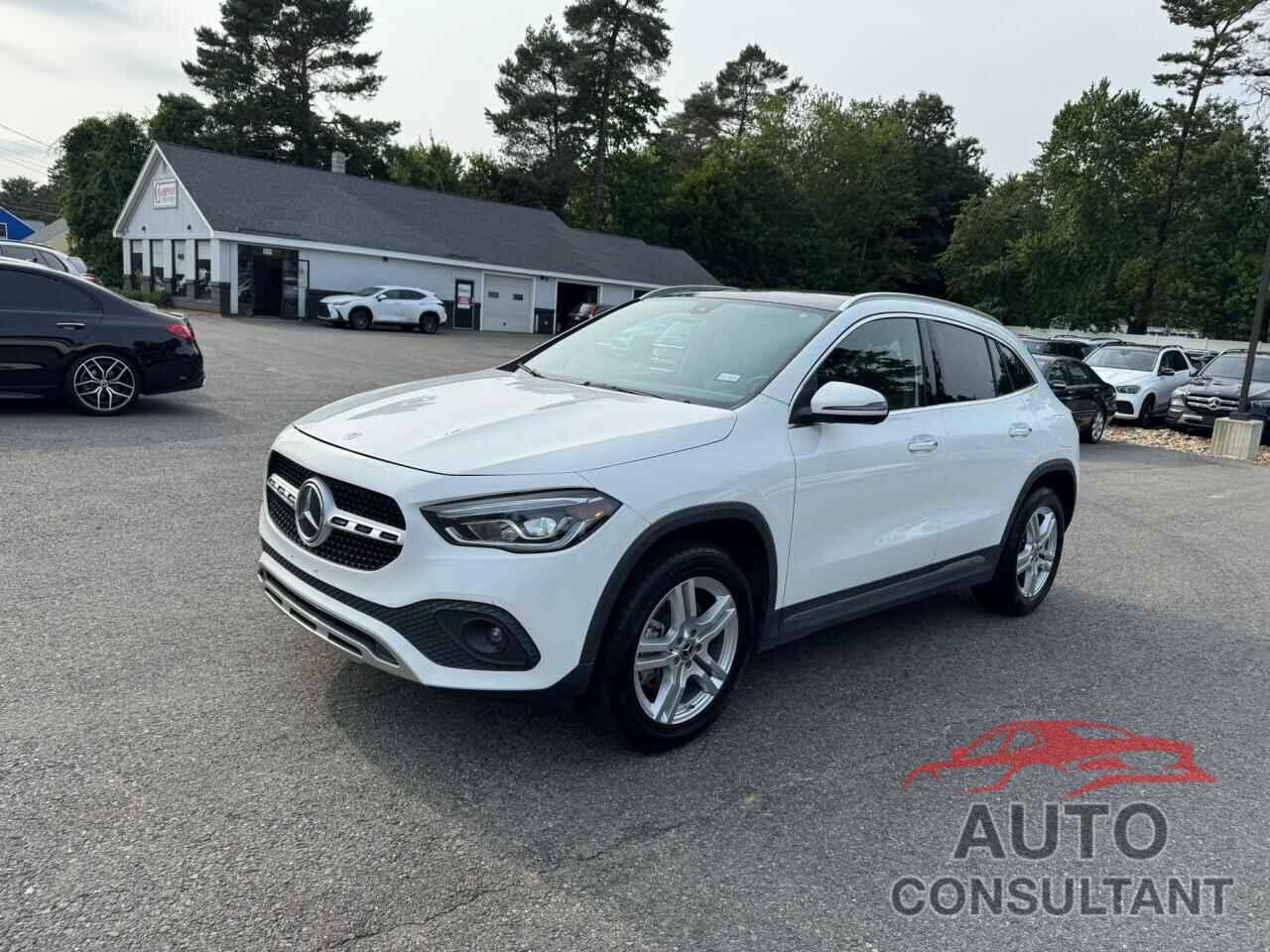 MERCEDES-BENZ GLA-CLASS 2021 - W1N4N4GB8MJ242836