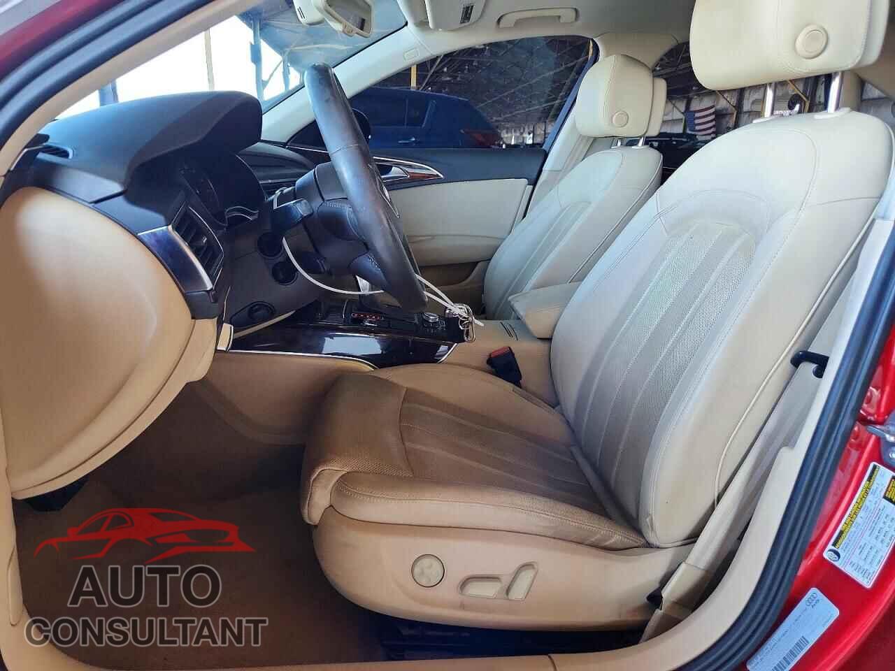 AUDI A6 2012 - WAUBGAFC7CN032038
