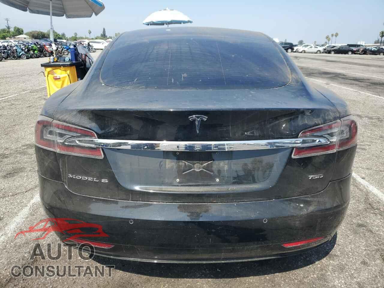 TESLA MODEL S 2018 - 5YJSA1E2XJF262245
