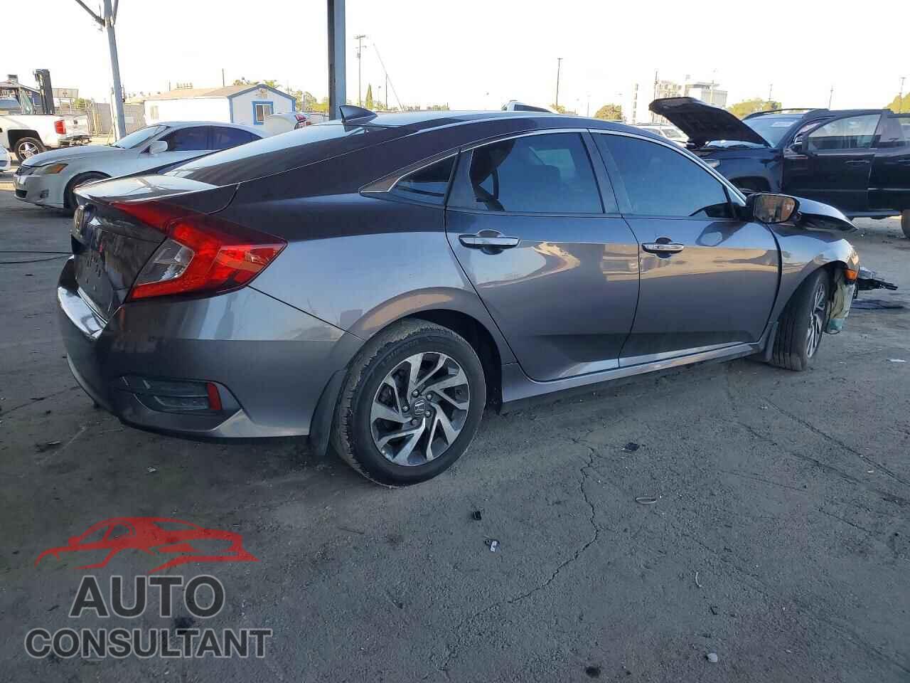 HONDA CIVIC 2017 - 19XFC2F70HE018471