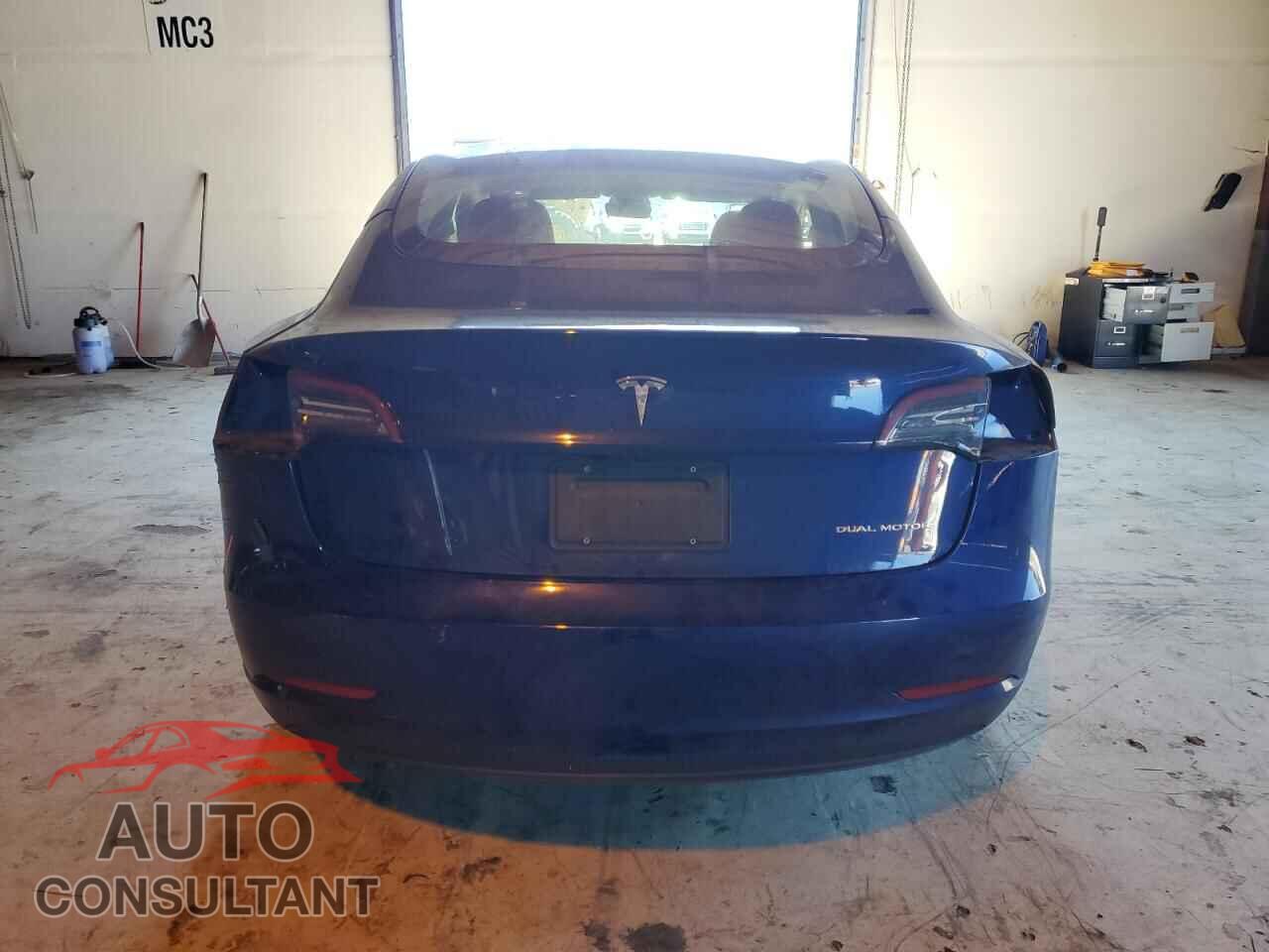TESLA MODEL 3 2022 - 5YJ3E1EB7NF327664