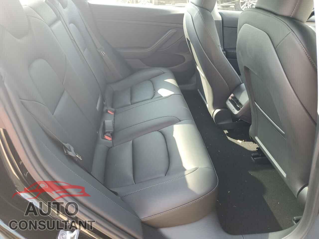 TESLA MODEL 3 2023 - 5YJ3E1EA8PF607443