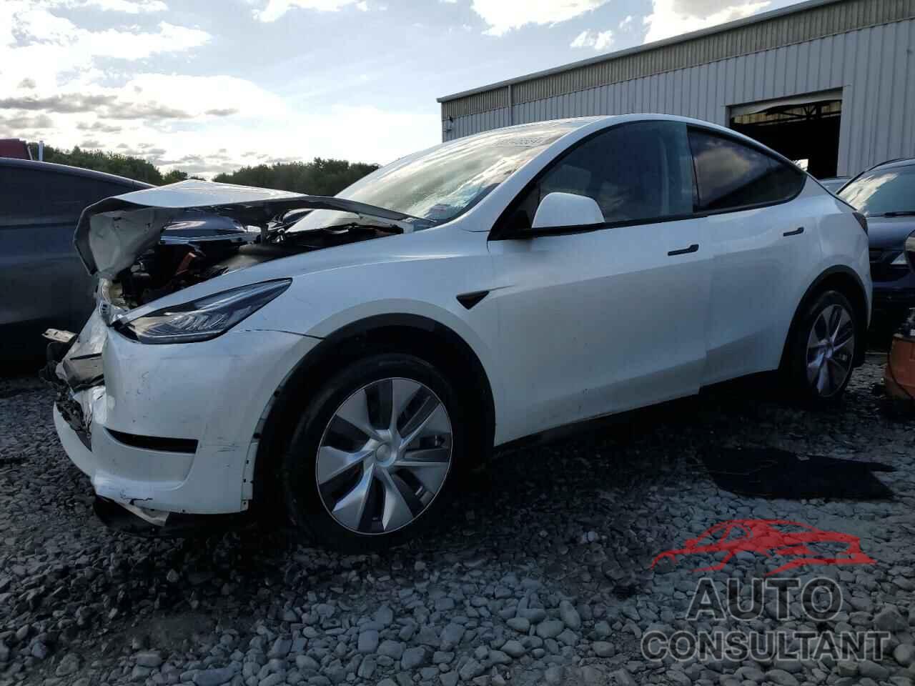 TESLA MODEL Y 2023 - 7SAYGDEE7PA100702