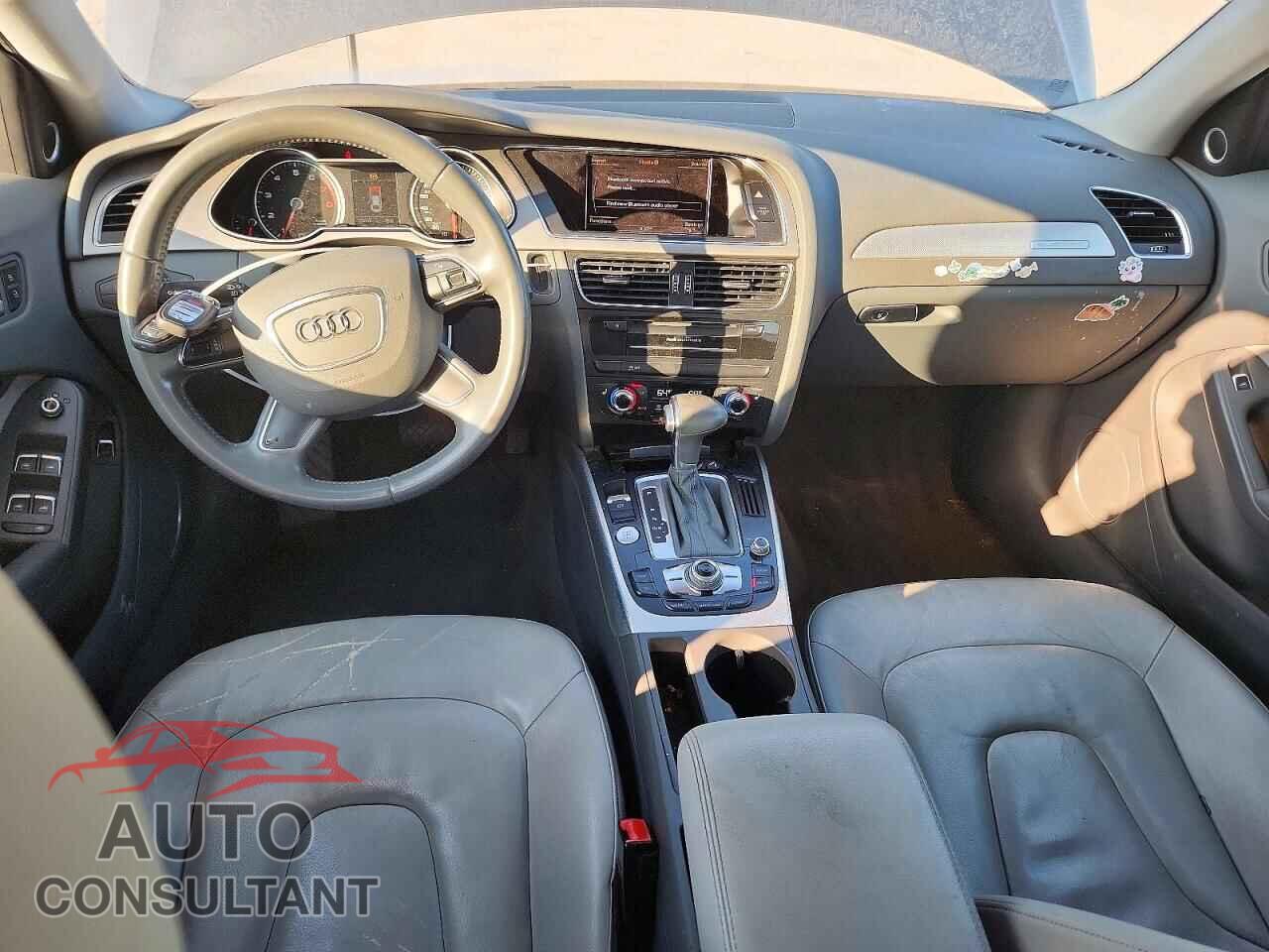 AUDI A4 2013 - WAUFFAFL2DN013032