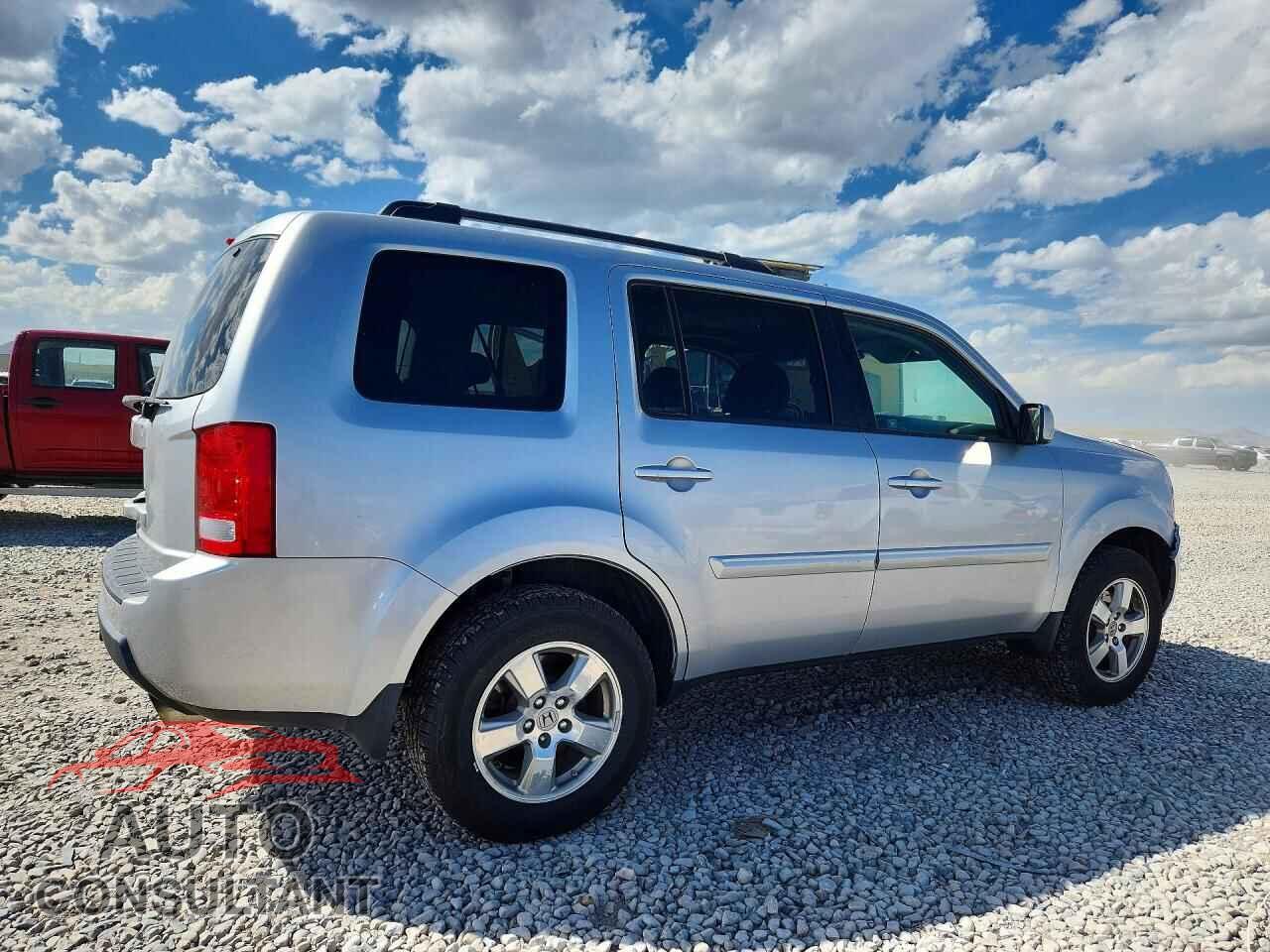 HONDA PILOT 2011 - 5FNYF3H54BB050181