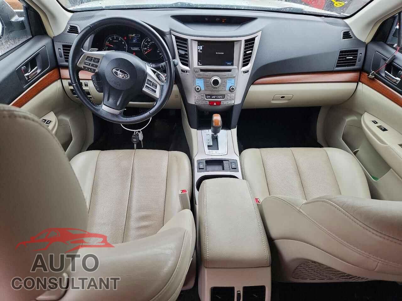 SUBARU OUTBACK 2014 - 4S4BRCMC2E3208046