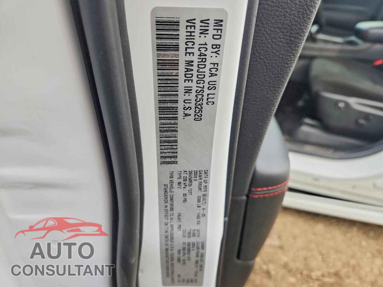 DODGE DURANGO 2025 - 1C4RDJDG7SC532520