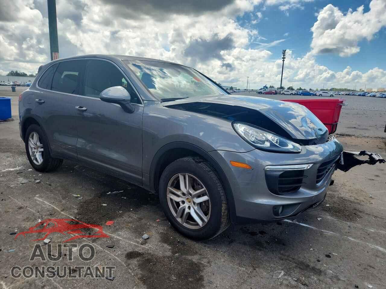 PORSCHE CAYENNE 2018 - WP1AA2A21JKA01255