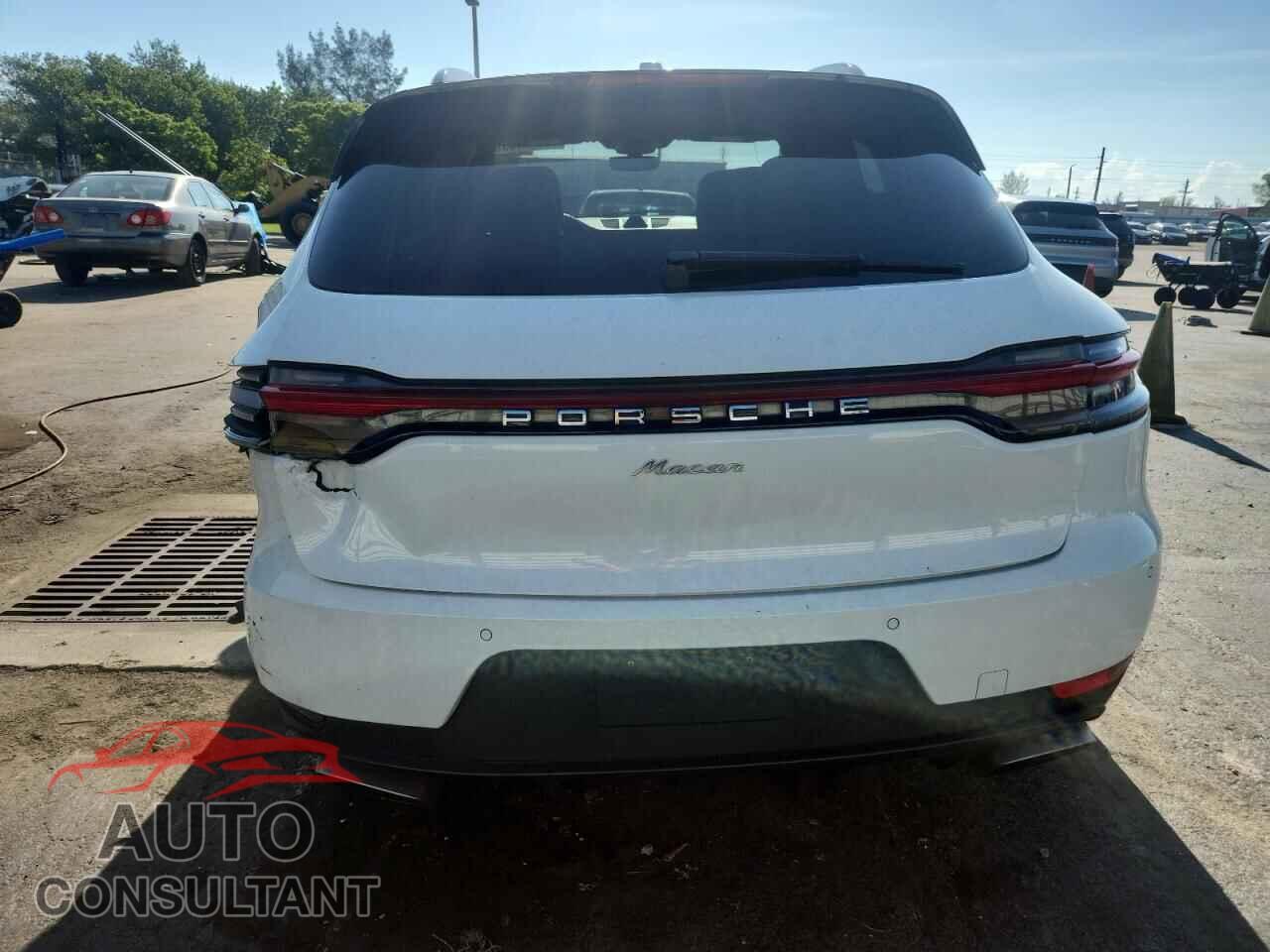 PORSCHE MACAN 2021 - WP1AA2A58MLB13561