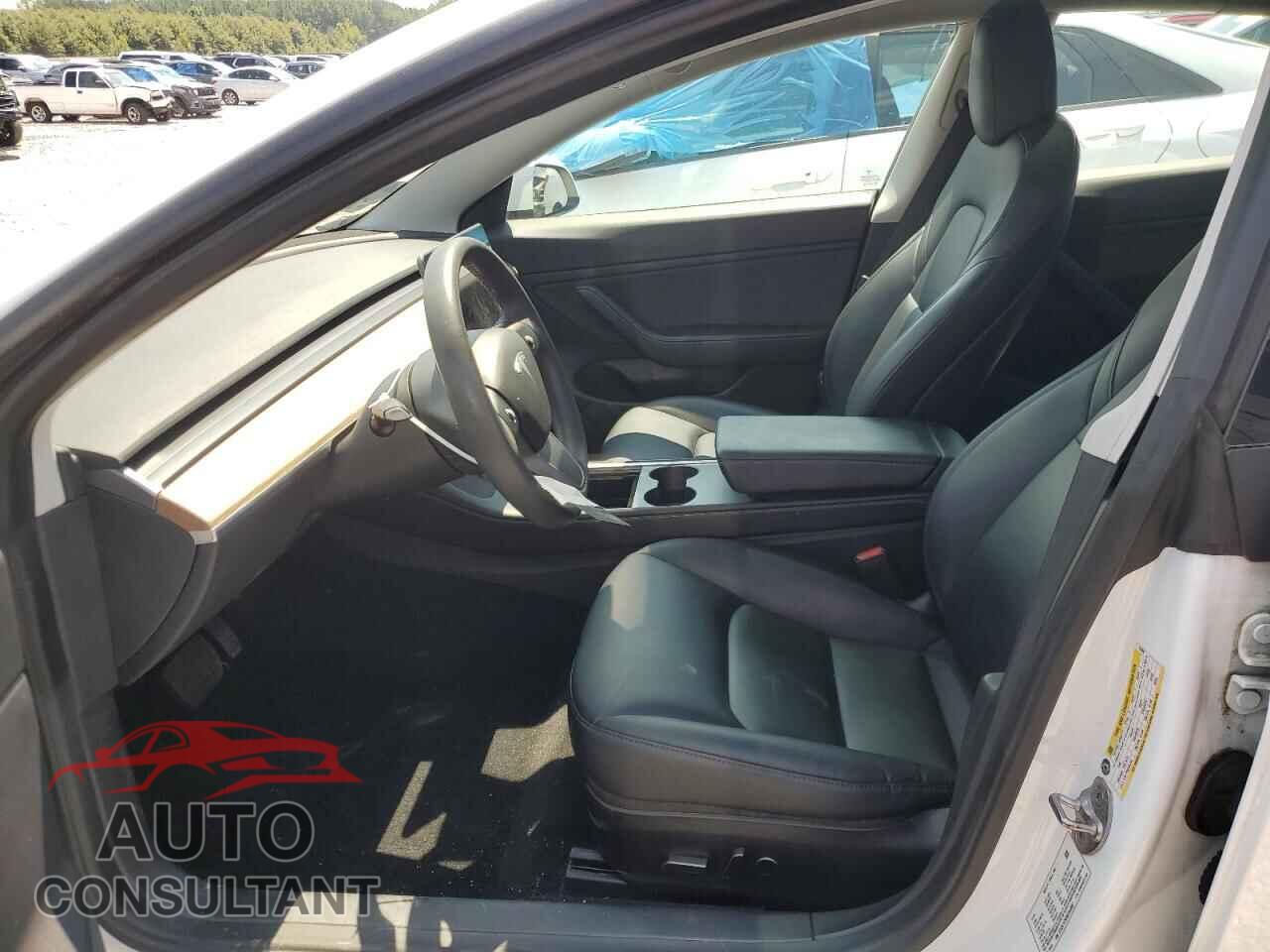 TESLA MODEL 3 2021 - 5YJ3E1EB5MF859087