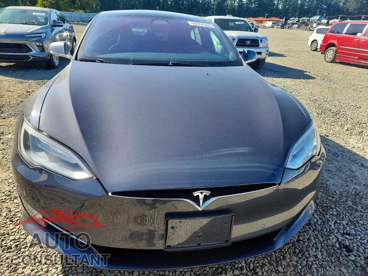 TESLA MODEL S 2017 - 5YJSA1E22HF217407