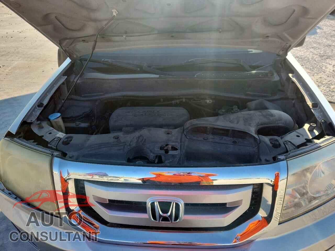 HONDA PILOT 2011 - 5FNYF3H24BB007689