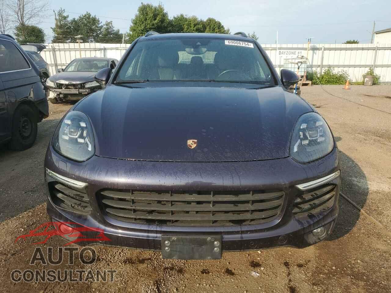 PORSCHE CAYENNE 2017 - WP1AA2A22HKA87394