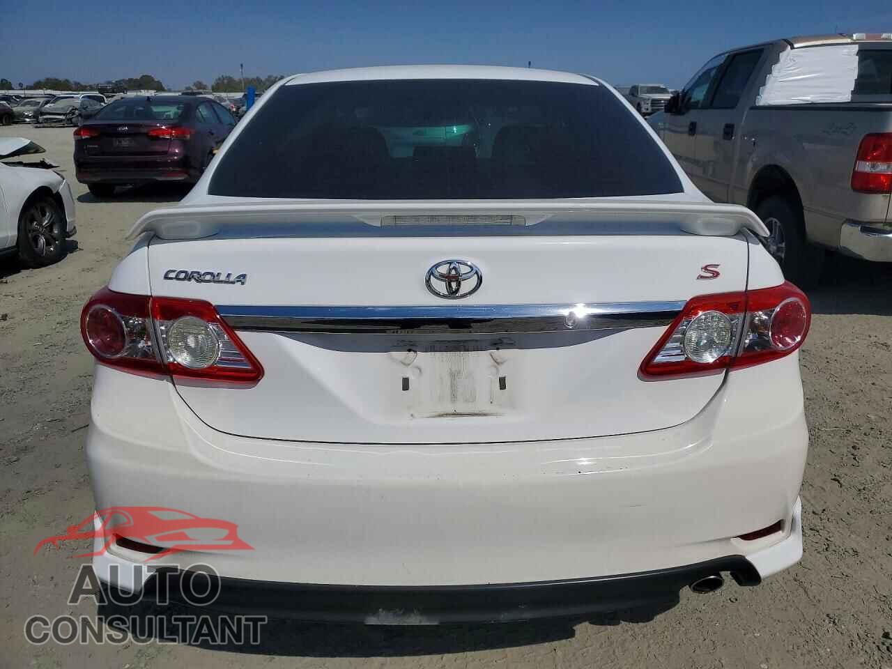 TOYOTA COROLLA 2013 - 2T1BU4EE6DC983271