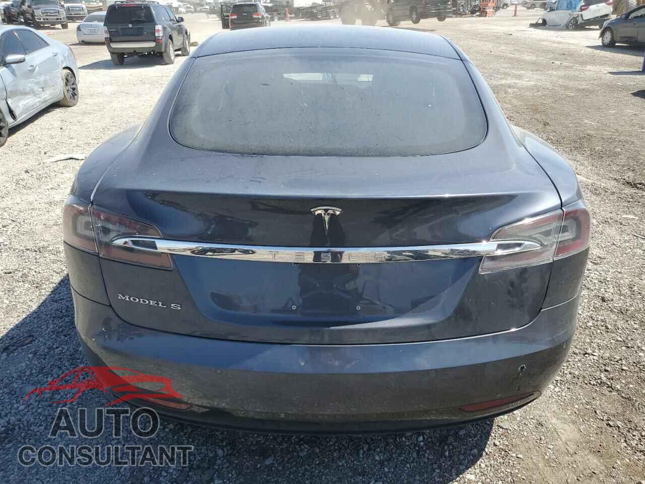 TESLA MODEL S 2017 - 5YJSA1E23HF196647