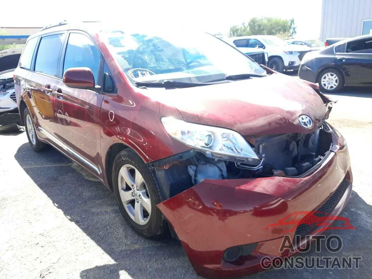 TOYOTA SIENNA 2017 - 5TDKZ3DC2HS840889