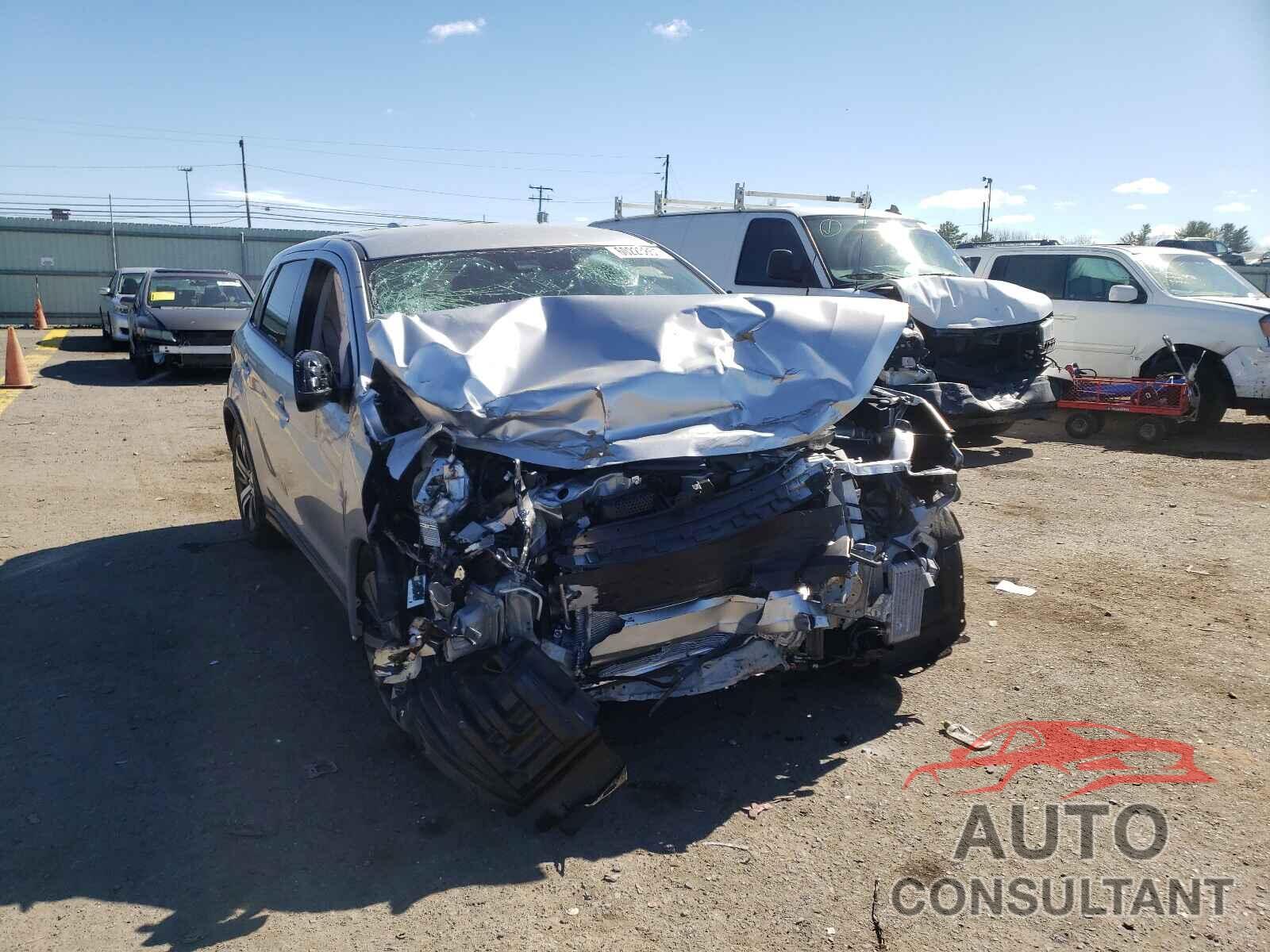 MITSUBISHI OUTLANDER 2021 - JA4ARUAU4MU031571