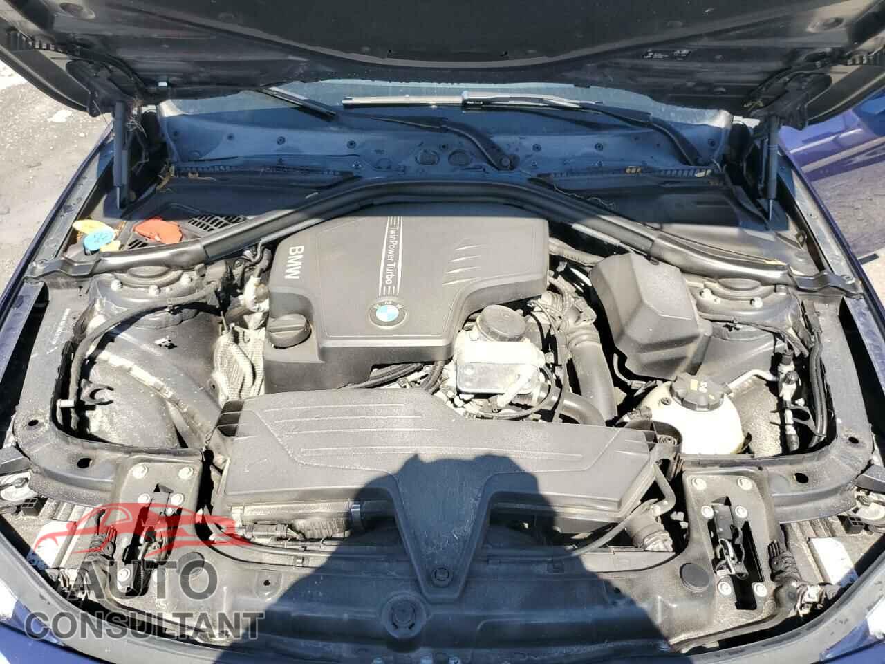 BMW 3 SERIES 2016 - WBA8E9G53GNU28312