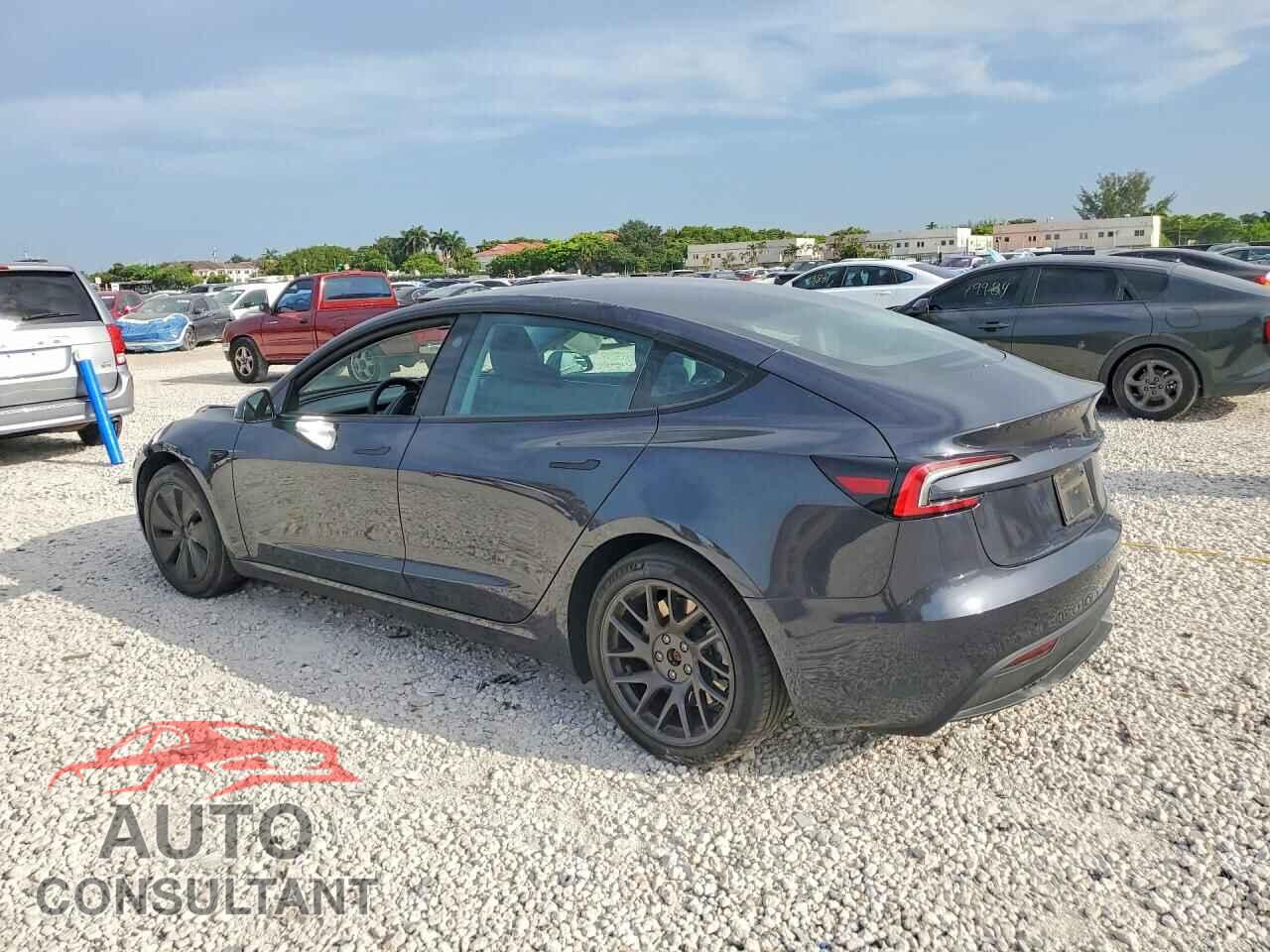 TESLA MODEL 3 2024 - 5YJ3E1EAXRF757640