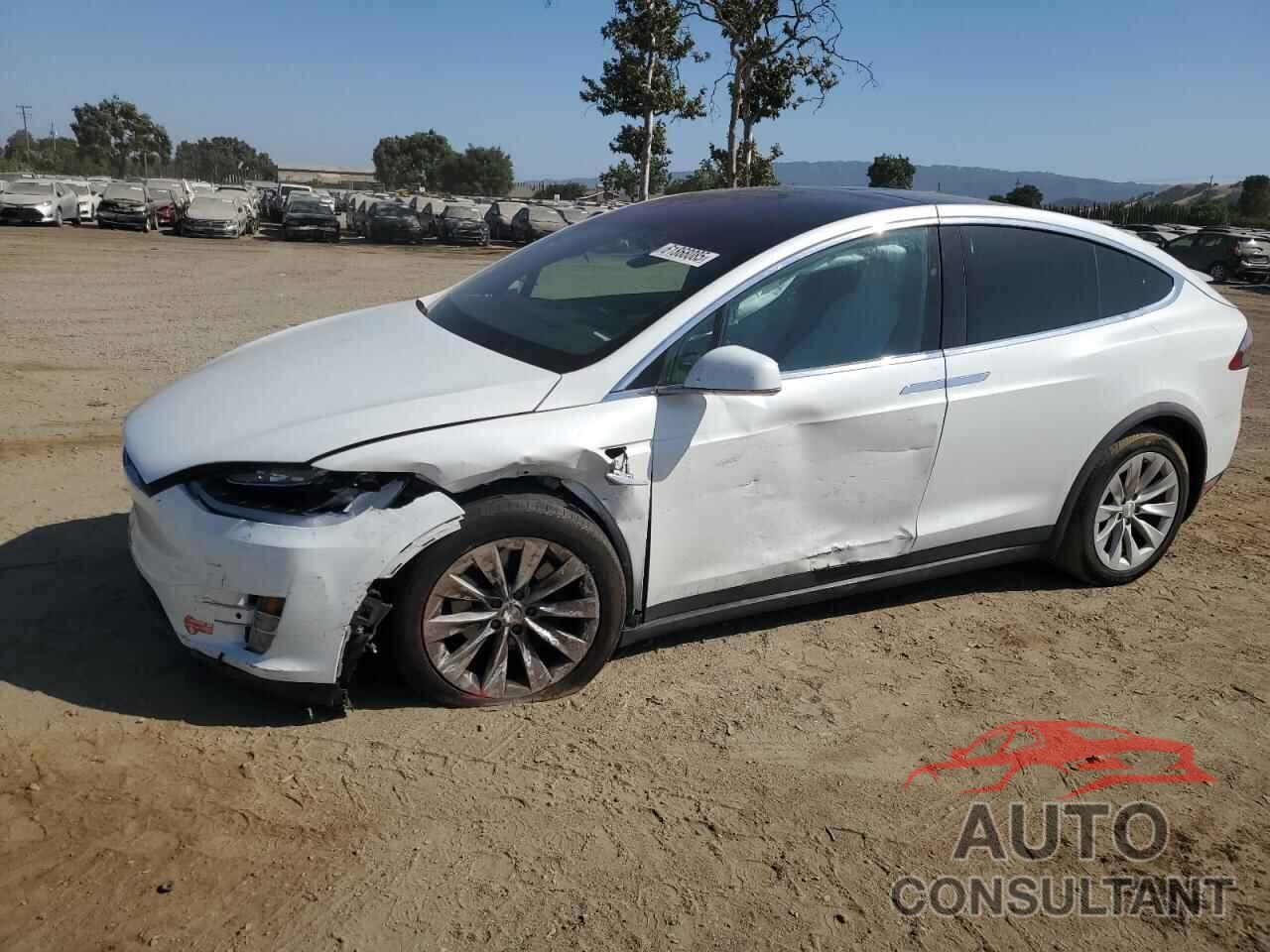 TESLA MODEL X 2018 - 5YJXCAE2XJF112720