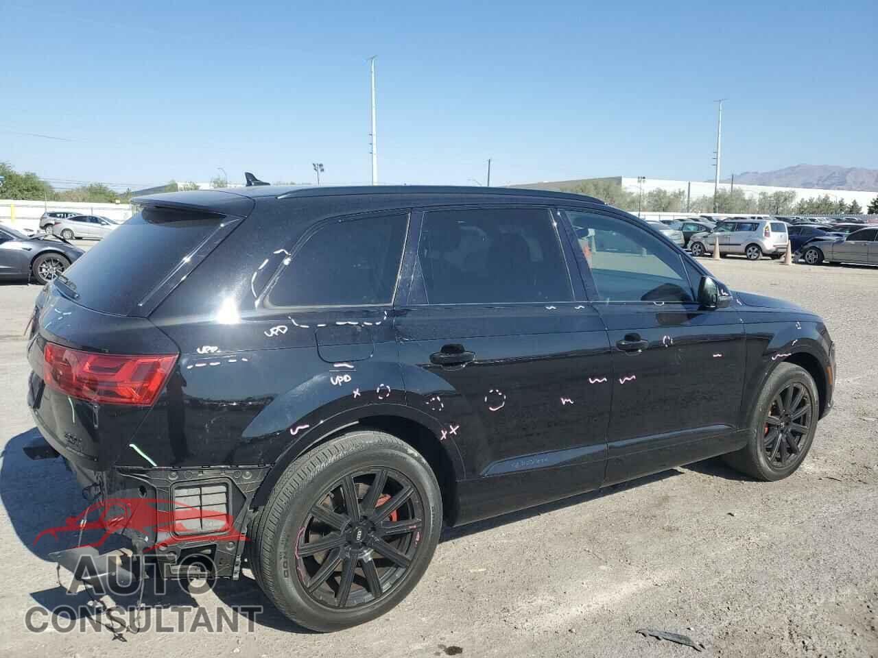 AUDI Q7 2017 - WA1LAAF77HD000970