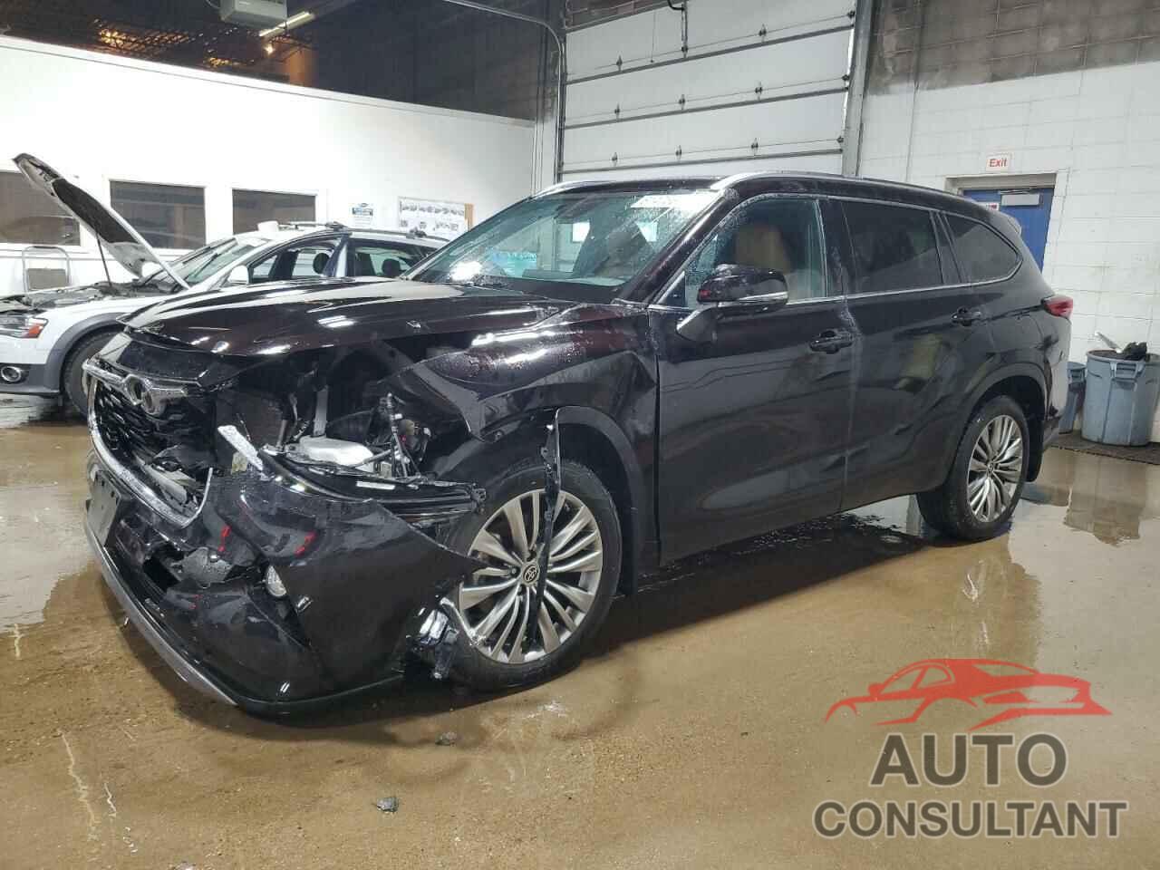 TOYOTA HIGHLANDER 2021 - 5TDFZRBH1MS085473