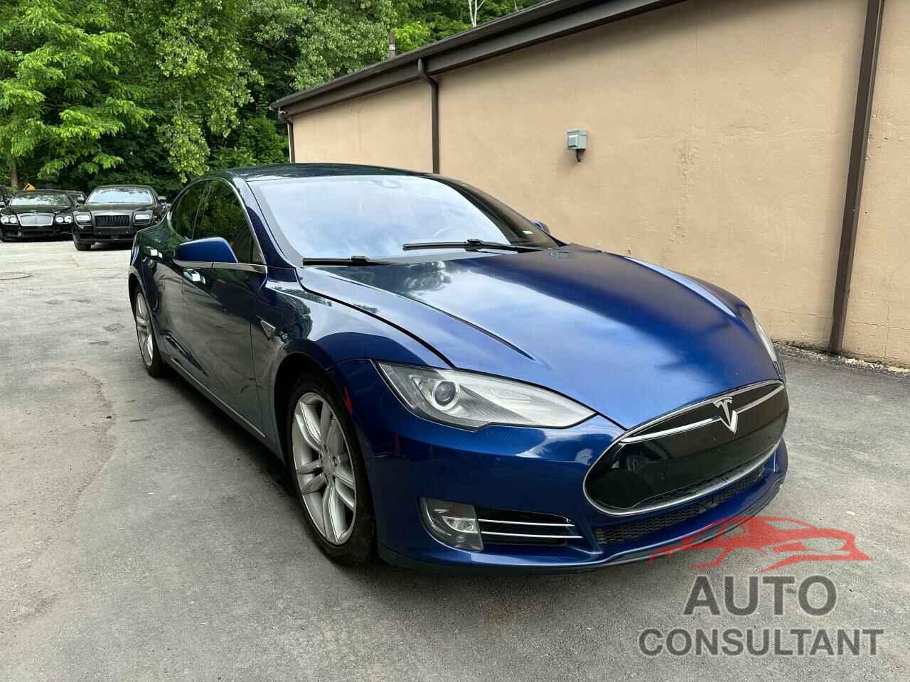 TESLA MODEL S 2015 - 5YJSA1H27FF091683