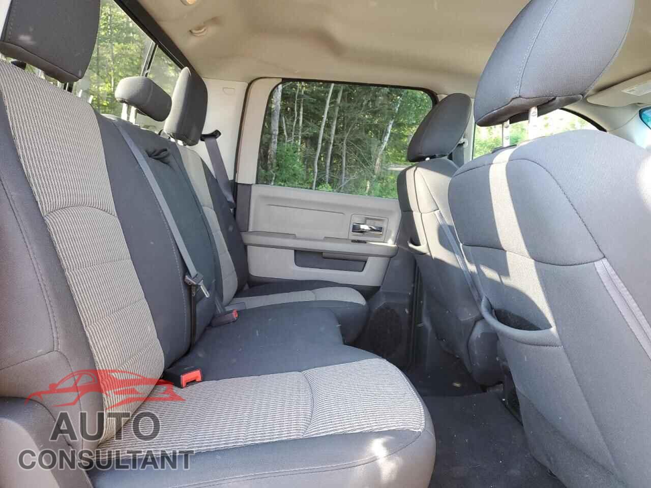 DODGE RAM 1500 2012 - 1C6RD7LT0CS222838