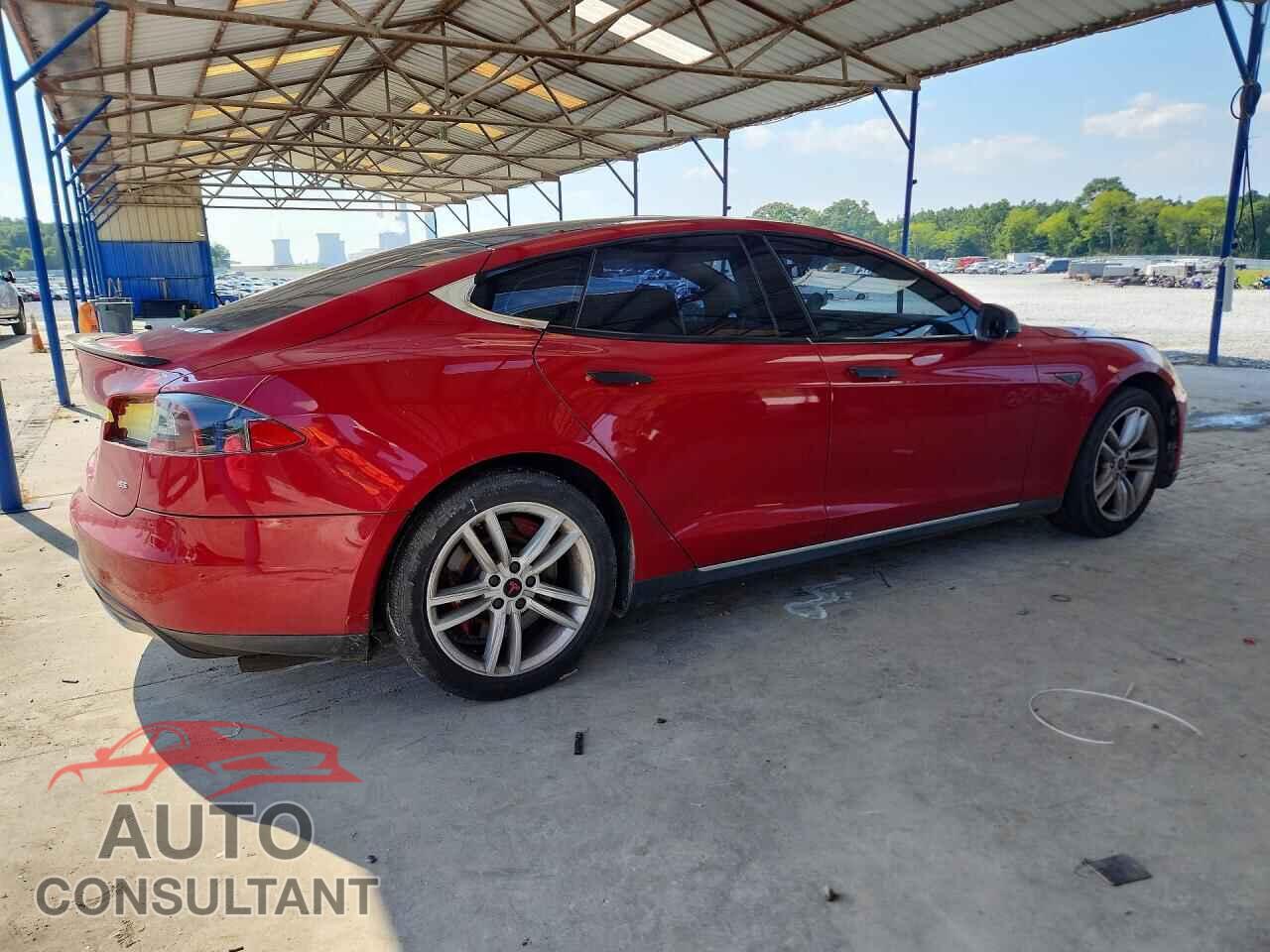 TESLA MODEL S 2015 - 5YJSA1H1XFFP70645