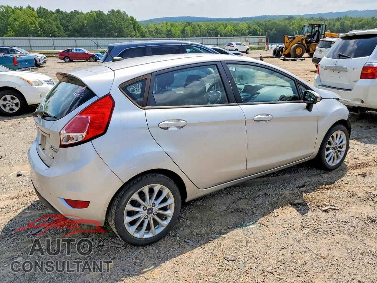 FORD FIESTA 2014 - 3FADP4EJ2EM122990