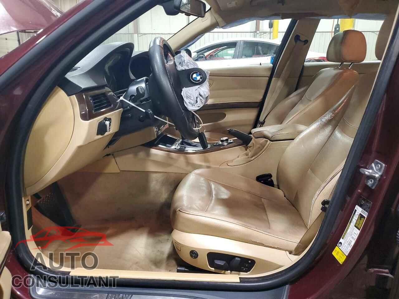 BMW 3 SERIES 2010 - WBAPH7G55ANM54165