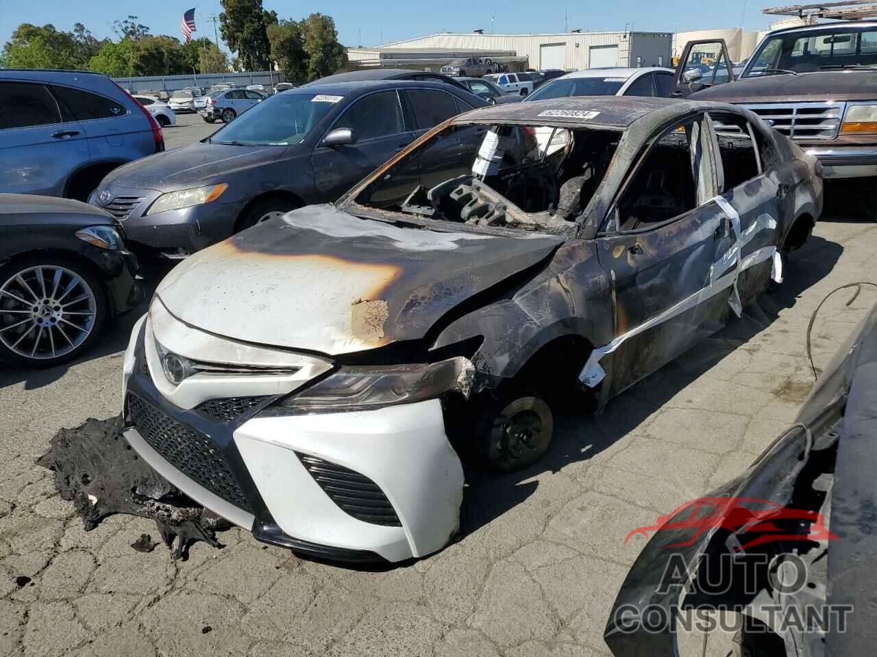 TOYOTA CAMRY 2020 - 4T1K61AK8LU318860